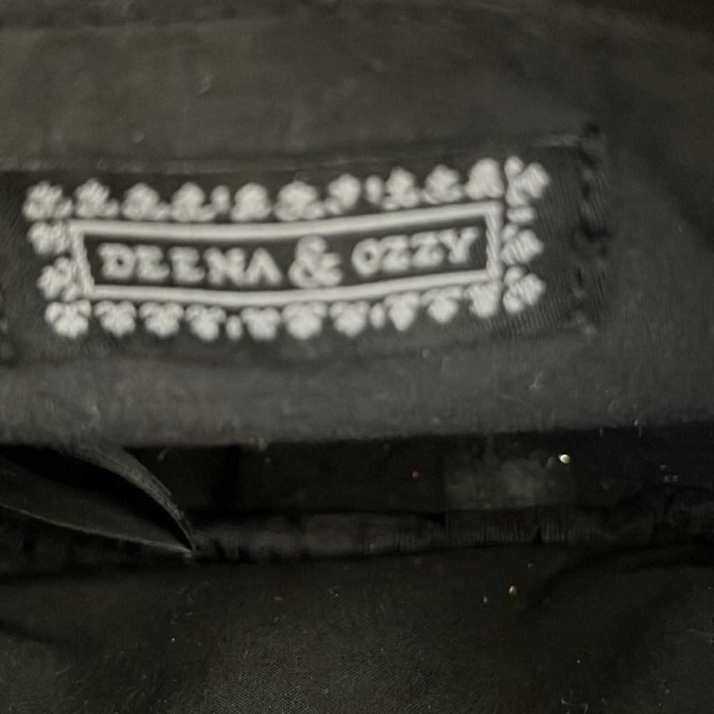 Deena & Ozzy Crossbody - Picture 6 of 6